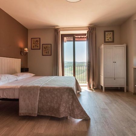 Bed and Breakfast Poggio dei Farinetti Diano dʼAlba Esterno foto